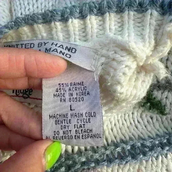 Hand knitted sweater cardigan. Floral. Granny vintage retro sweater. Size L - Picture 5 of 10